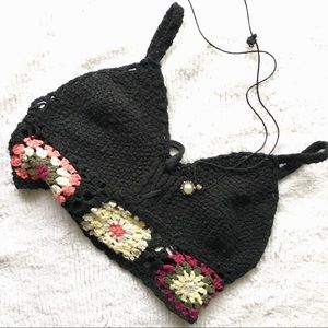 ❗️SOLD Hollister Crochet Crop Top